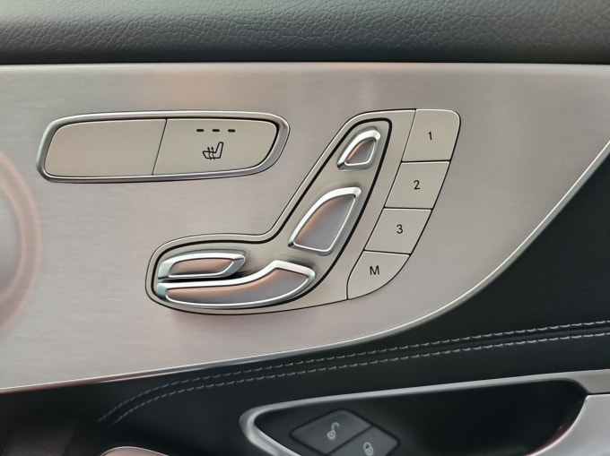 2025 Mercedes-benz C-class
