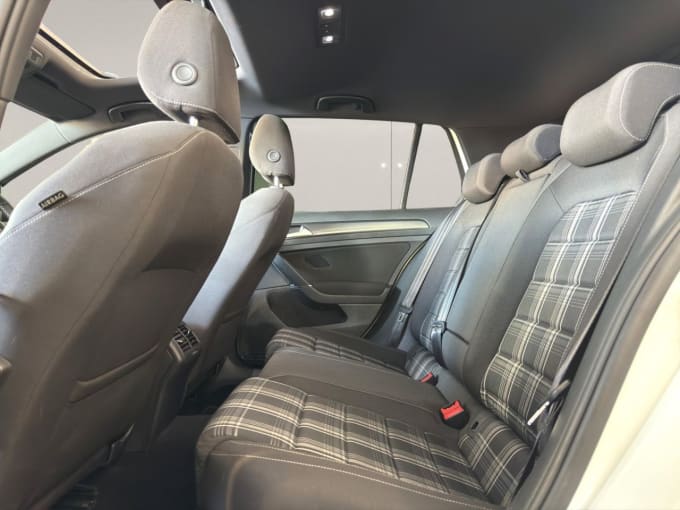 2025 Volkswagen Golf