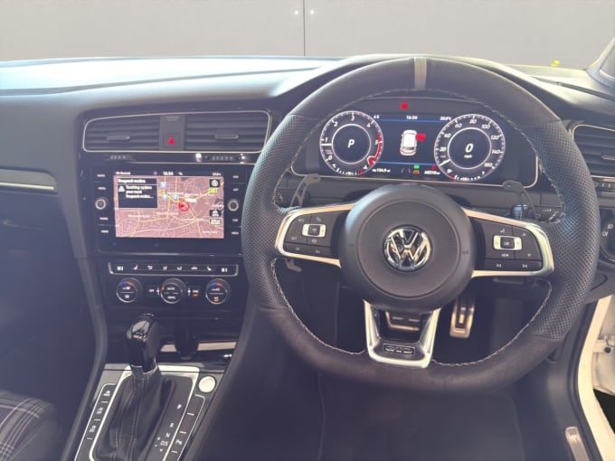 2025 Volkswagen Golf