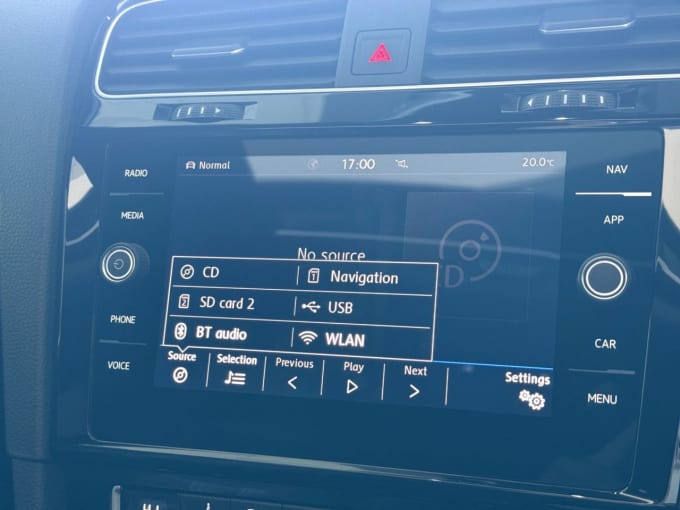 2025 Volkswagen Golf