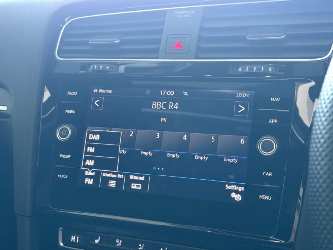 2025 Volkswagen Golf