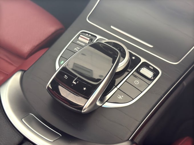 2025 Mercedes-benz C-class