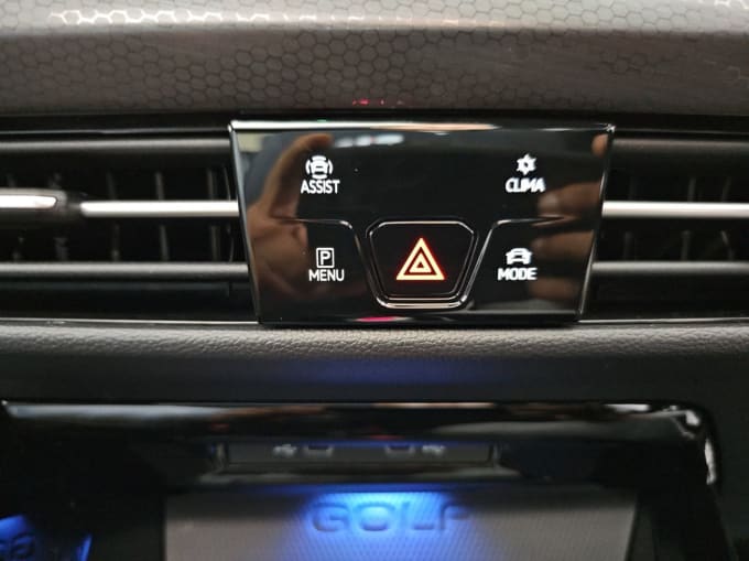 2025 Volkswagen Golf