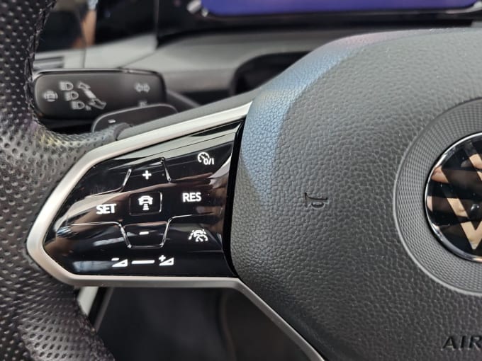 2025 Volkswagen Golf