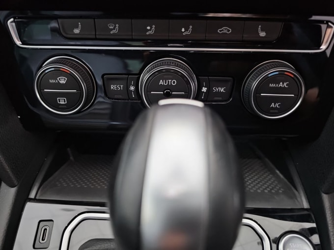 2025 Volkswagen Passat