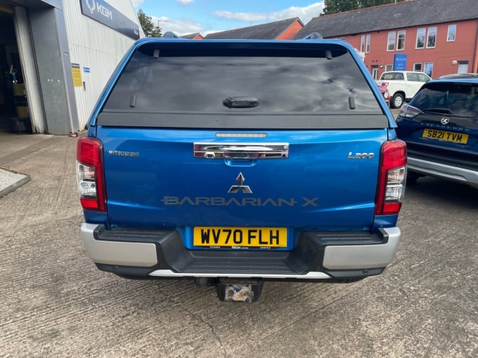 2020 Mitsubishi L200