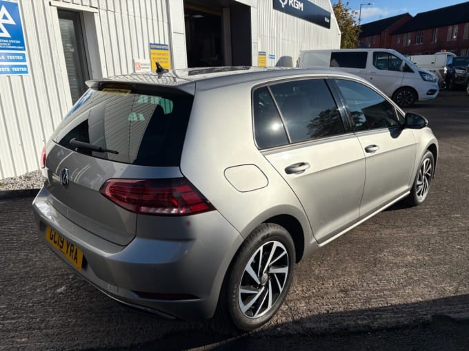 2019 Volkswagen Golf