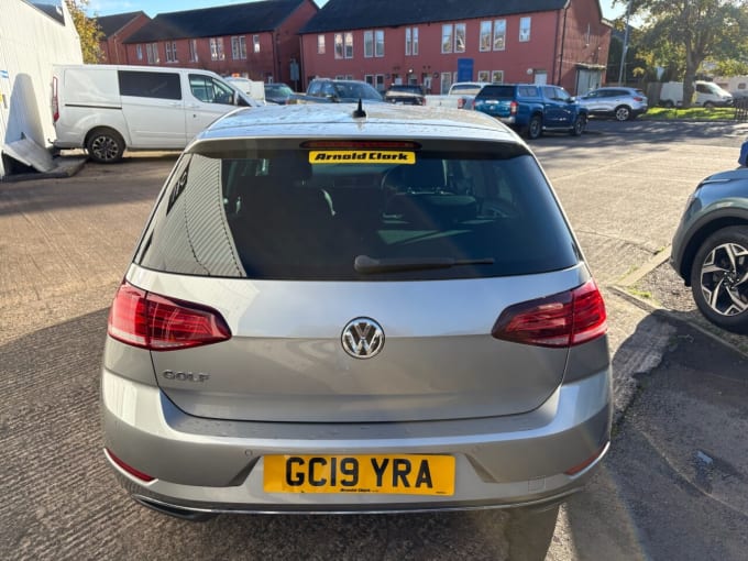 2019 Volkswagen Golf