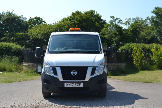 2017 Nissan Nv400