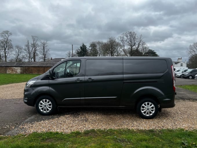 2022 Ford Transit Custom