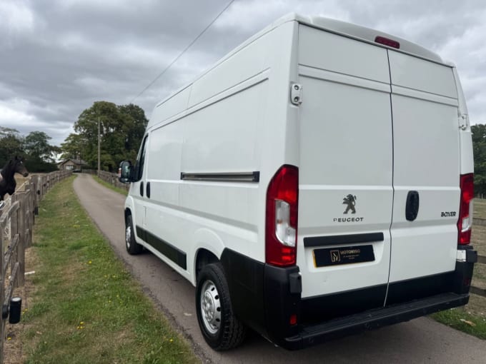 2025 Peugeot Boxer