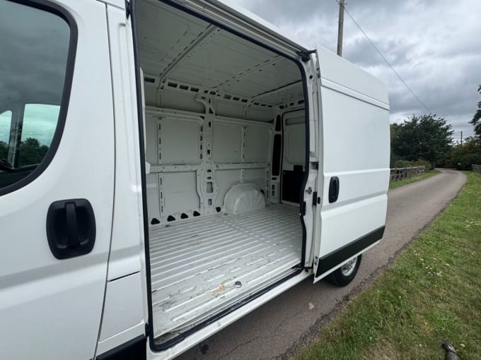 2025 Peugeot Boxer