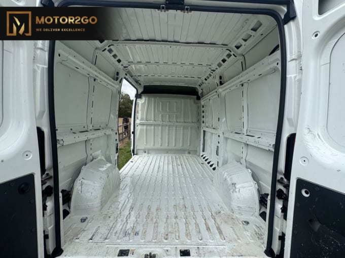 2025 Peugeot Boxer