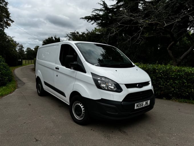 2024 Ford Transit Custom