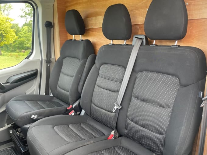 2025 Maxus Deliver 9