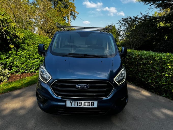 2024 Ford Transit Custom