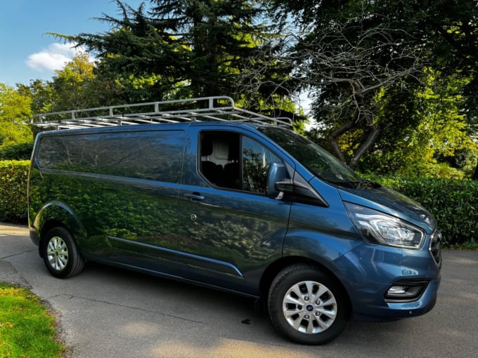 2024 Ford Transit Custom