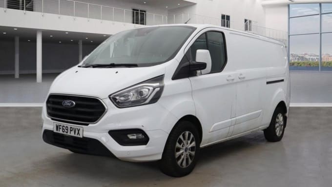 2024 Ford Transit Custom