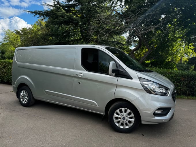 2024 Ford Transit Custom