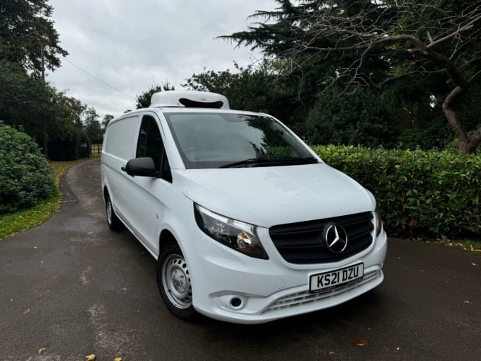 2025 Mercedes-benz Vito