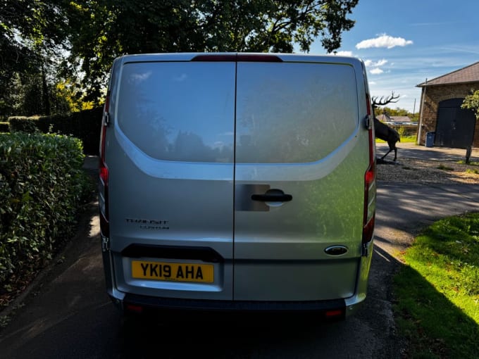 2024 Ford Transit Custom