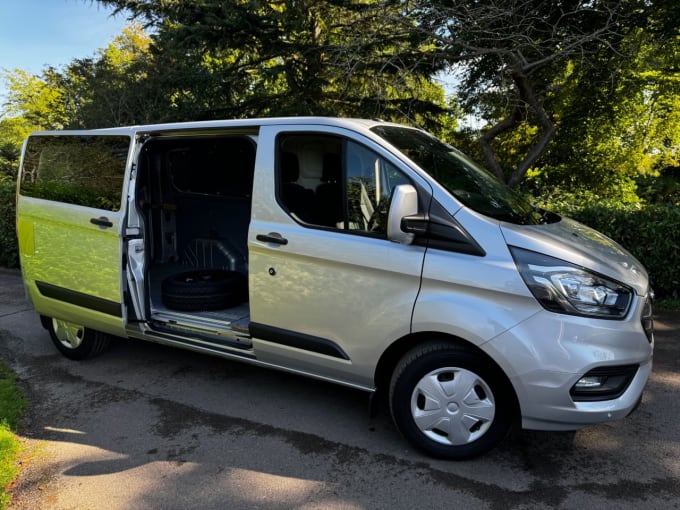 2024 Ford Transit Custom