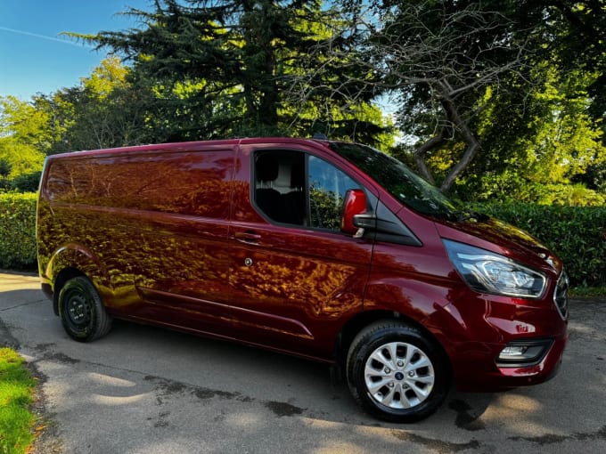 2024 Ford Transit Custom