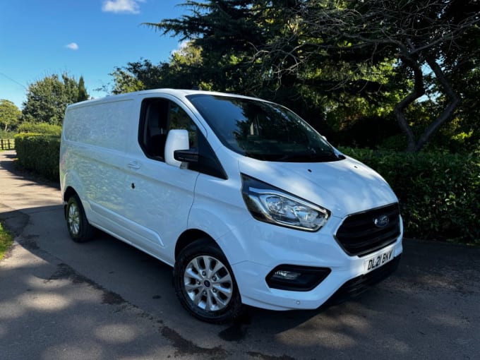 2024 Ford Transit Custom