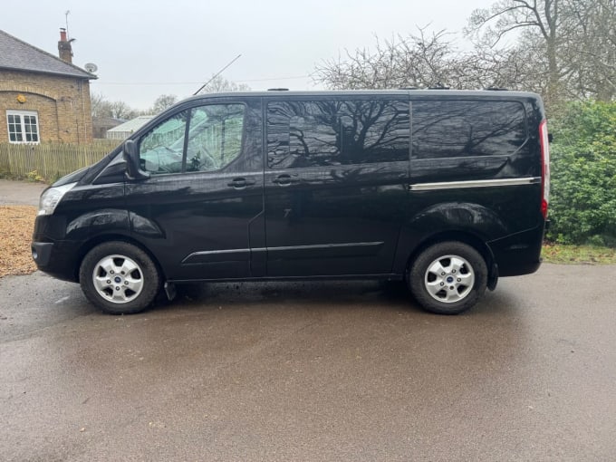 2025 Ford Transit Custom