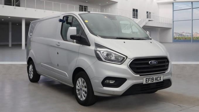 2024 Ford Transit Custom