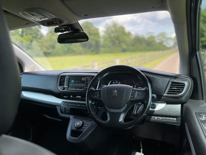 2025 Peugeot Traveller