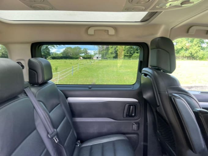 2025 Peugeot Traveller