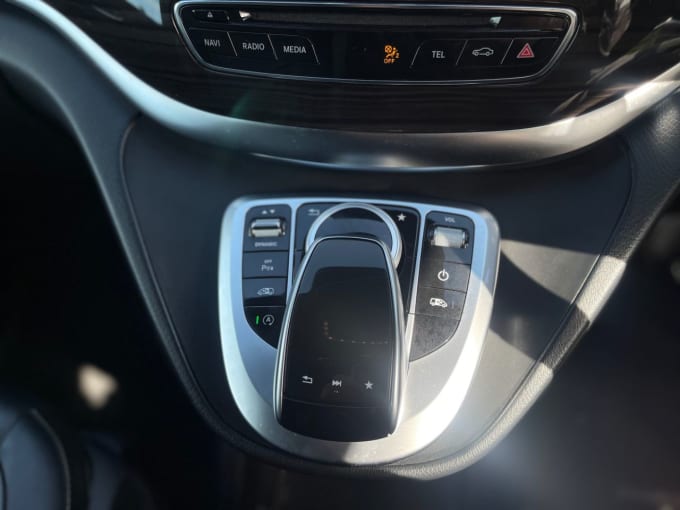 2025 Mercedes-benz V-class
