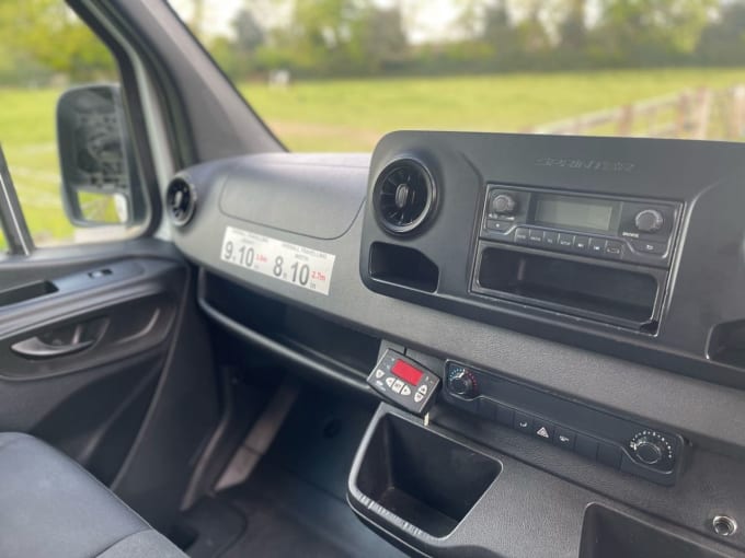 2025 Mercedes-benz Sprinter