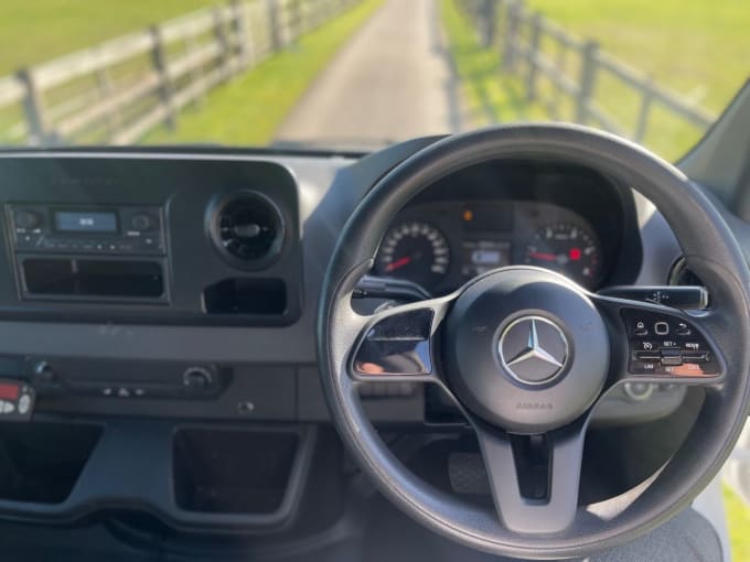 2025 Mercedes-benz Sprinter