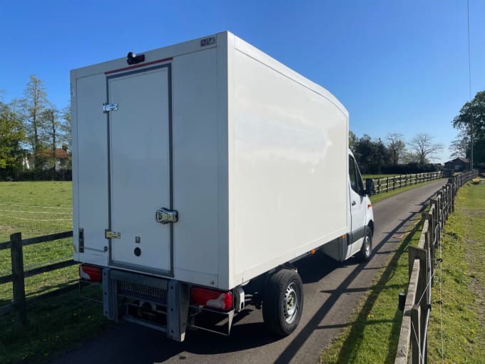 2025 Mercedes-benz Sprinter
