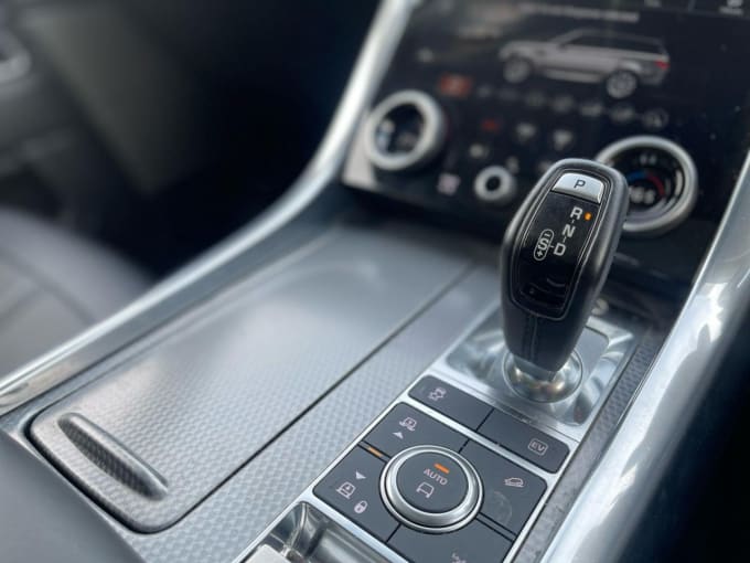 2025 Land Rover Range Rover Sport