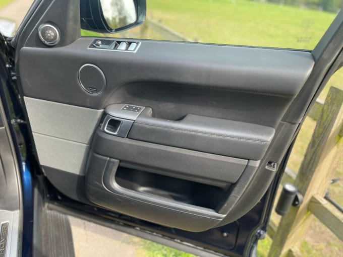 2025 Land Rover Range Rover Sport