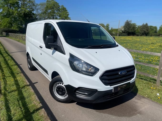 2025 Ford Transit Custom
