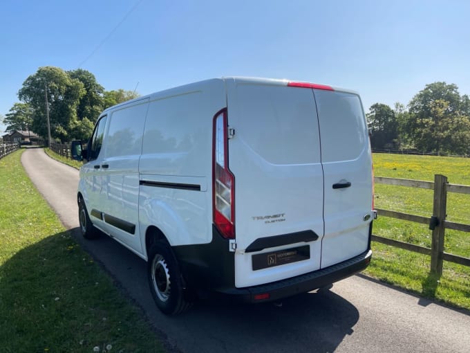 2025 Ford Transit Custom