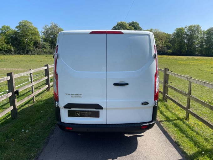 2025 Ford Transit Custom