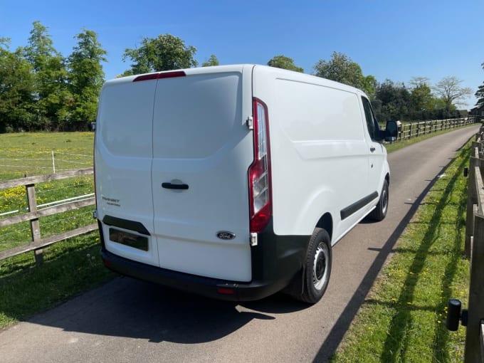 2025 Ford Transit Custom