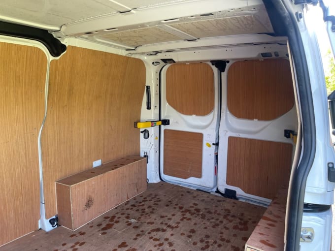 2025 Ford Transit Custom