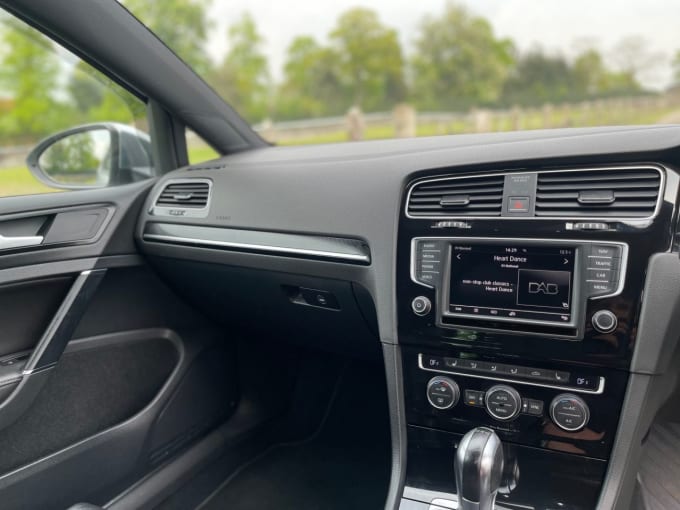 2025 Volkswagen Golf