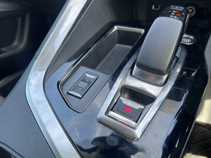 2025 Peugeot 3008