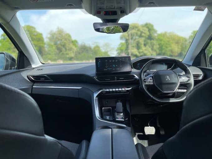 2025 Peugeot 3008