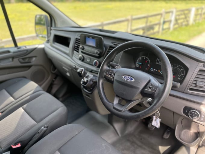 2025 Ford Transit Custom