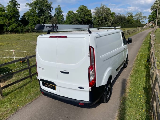 2025 Ford Transit Custom