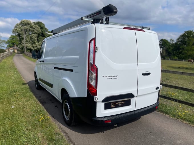 2025 Ford Transit Custom