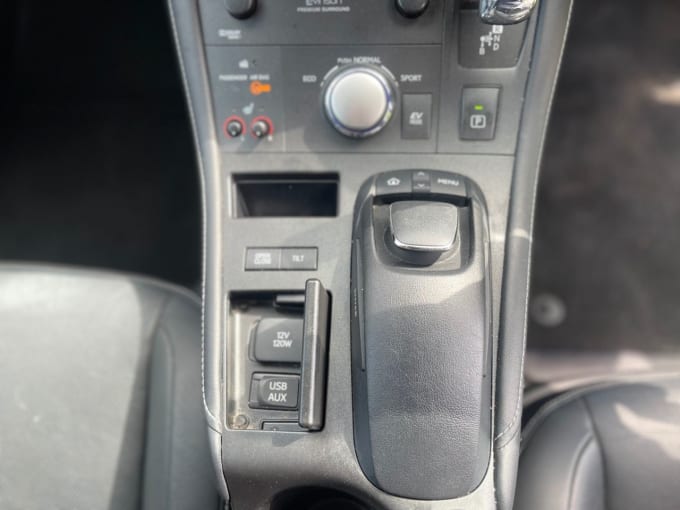 2025 Lexus Ct